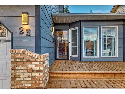 23 Deer Place Se, Calgary, AB - Outdoor With Exterior