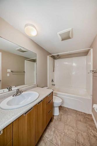 103-312 Cedar Crescent Sw, Calgary, AB - Indoor Photo Showing Bathroom