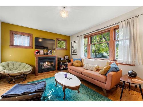 5336 2 Street Sw, Calgary, AB - Indoor Photo Showing Living Room With Fireplace