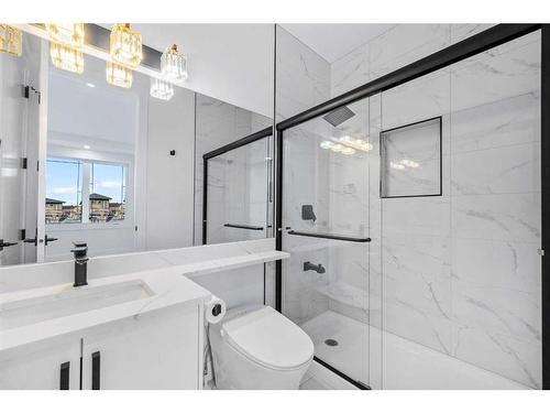 149 Canoe Crescent Sw, Airdrie, AB - Indoor Photo Showing Bathroom