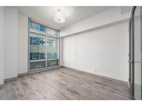 303-530 12 Avenue Sw, Calgary, AB - Indoor Photo Showing Other Room