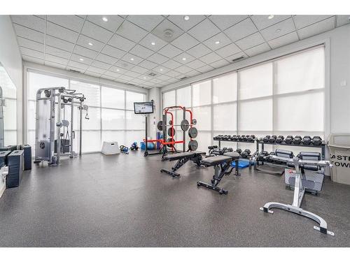 303-530 12 Avenue Sw, Calgary, AB - Indoor Photo Showing Gym Room