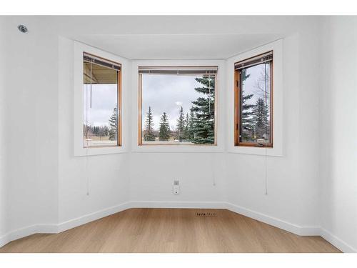 3 Sunlake Close Se, Calgary, AB - Indoor Photo Showing Other Room