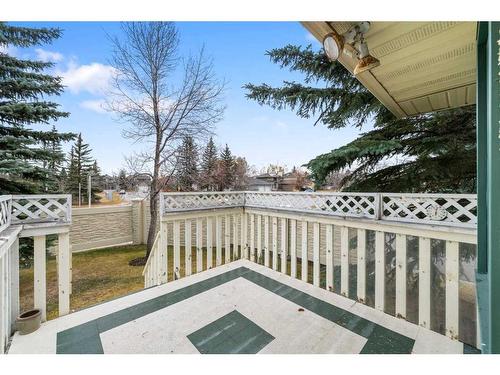 3 Sunlake Close Se, Calgary, AB - Outdoor With Deck Patio Veranda