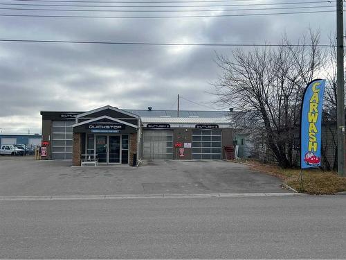 115 2 Street South, Vulcan, AB 