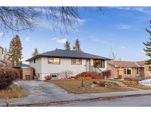 94 Coleridge Road Nw, Calgary, AB - Outdoor