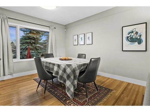 94 Coleridge Road Nw, Calgary, AB - Indoor Photo Showing Dining Room