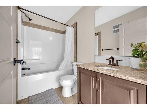 146 Savanna Walk Ne, Calgary, AB - Indoor Photo Showing Bathroom