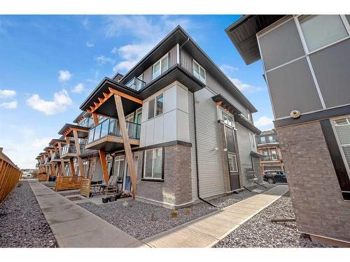 146 Savanna Walk Ne, Calgary, AB - Outdoor