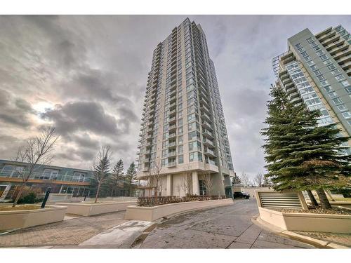 1706-77 Spruce Place Sw, Calgary, AB - Outdoor With Facade