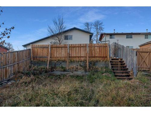 103 Pineson Place Ne, Calgary, AB - Outdoor