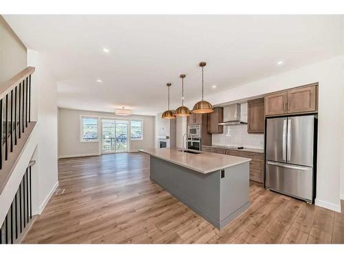 205 Precedence View, Cochrane, AB - Indoor Photo Showing Kitchen