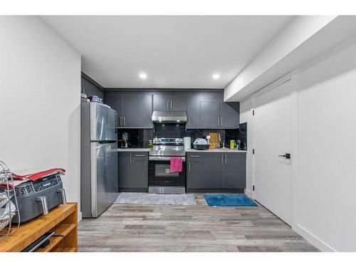 243 Corner Meadows Way Ne, Calgary, AB - Indoor Photo Showing Kitchen