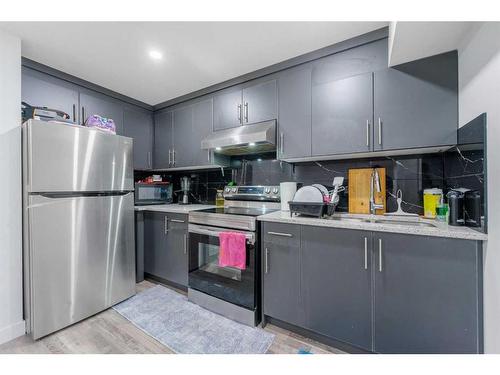 243 Corner Meadows Way Ne, Calgary, AB - Indoor Photo Showing Kitchen