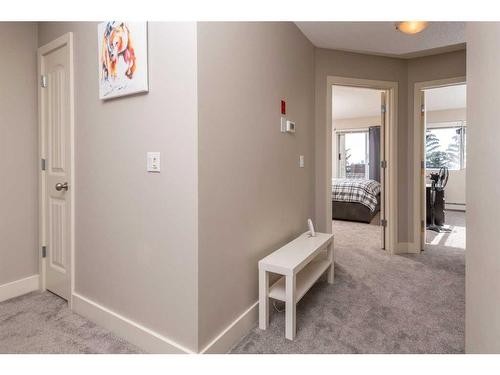 9-122 Village Heights Sw, Calgary, AB - Indoor Photo Showing Other Room