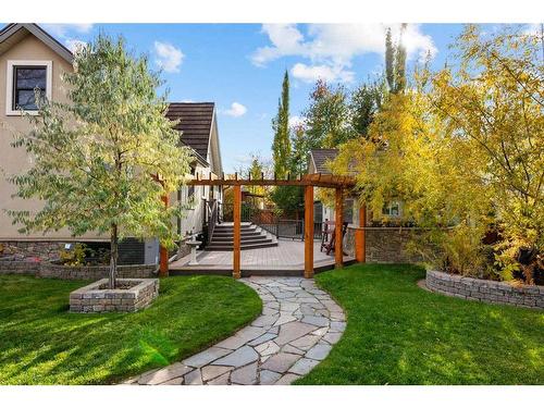 2415 1 Street Nw, Calgary, AB - Outdoor