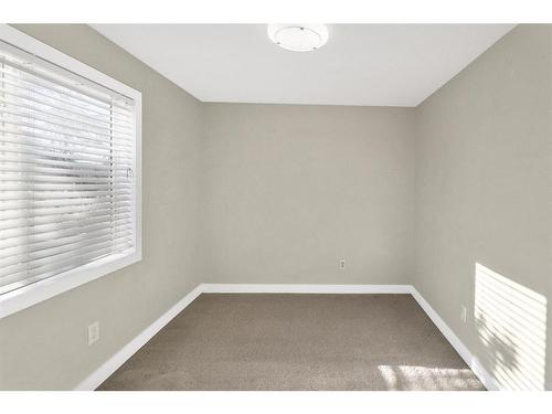 2299 Flanders Avenue Sw, Calgary, AB - Indoor Photo Showing Other Room