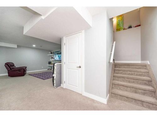 14 Redstone Mews Ne, Calgary, AB - Indoor Photo Showing Other Room