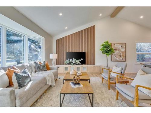 10727 Willowfern Drive Se, Calgary, AB - Indoor Photo Showing Living Room