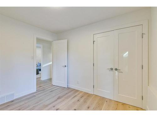 10727 Willowfern Drive Se, Calgary, AB - Indoor Photo Showing Other Room