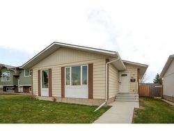 95 Rundleson Way NE Calgary, AB T1Y 3H7