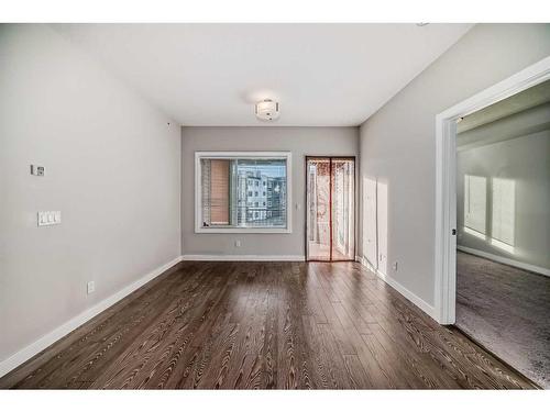 309-4 Sage Hill Terrace Nw, Calgary, AB - Indoor Photo Showing Other Room