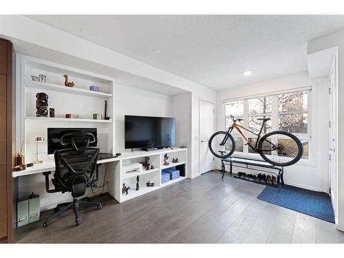 115-1719 9A Street Sw, Calgary, AB - Indoor