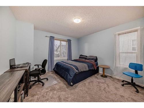 103 Citadel Meadow Gardens Nw, Calgary, AB - Indoor Photo Showing Bedroom