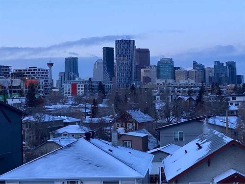 212 12A Street Ne, Calgary, AB - Outdoor With View