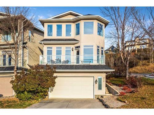 212 12A Street Ne, Calgary, AB - Outdoor With Facade