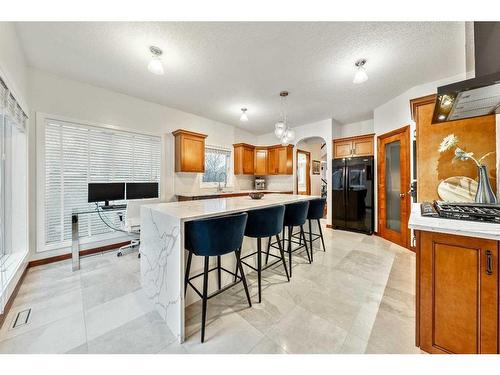 212 12A Street Ne, Calgary, AB - Indoor