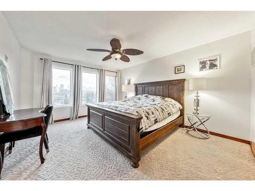 212 12A Street Ne, Calgary, AB - Indoor Photo Showing Bedroom