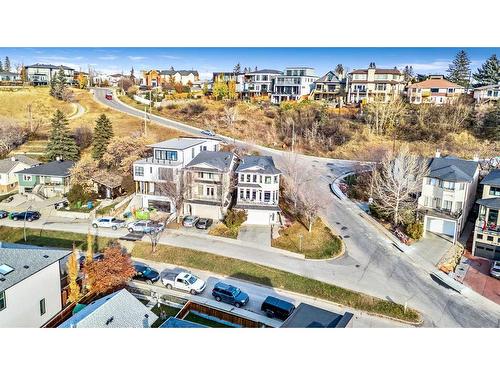 212 12A Street Ne, Calgary, AB - Outdoor With View