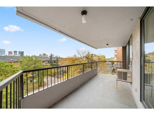 4C-133 25 Avenue Sw, Calgary, AB - Outdoor With Balcony With Exterior