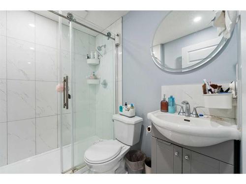 157 Aspenmere Drive, Chestermere, AB - Indoor Photo Showing Bathroom