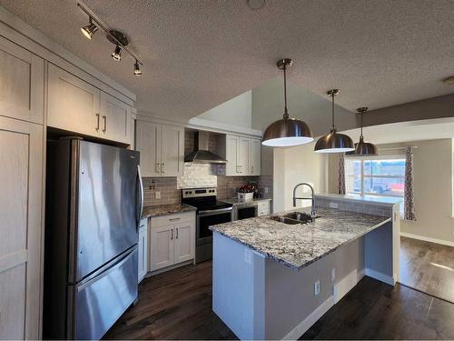 14680 1 Street Ne, Calgary, AB - Indoor Photo Showing Kitchen With Stainless Steel Kitchen With Double Sink With Upgraded Kitchen