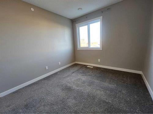 14680 1 Street Ne, Calgary, AB - Indoor Photo Showing Other Room