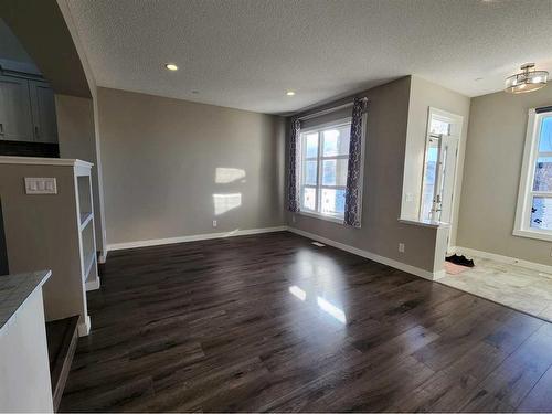 14680 1 Street Ne, Calgary, AB - Indoor Photo Showing Other Room