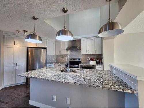 14680 1 Street Ne, Calgary, AB - Indoor Photo Showing Kitchen With Stainless Steel Kitchen With Upgraded Kitchen