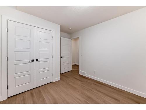 1403 19 Avenue Nw, Calgary, AB - Indoor Photo Showing Other Room