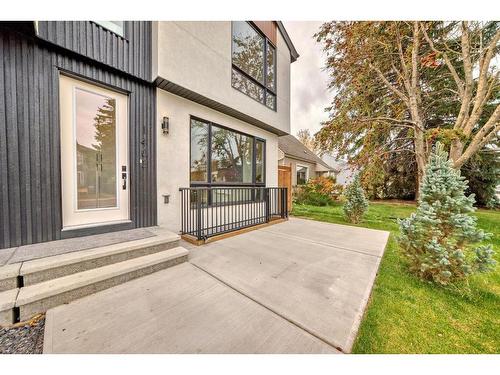 1403 19 Avenue Nw, Calgary, AB - Outdoor