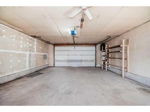 1807 62 Street Ne, Calgary, AB - Indoor Photo Showing Garage