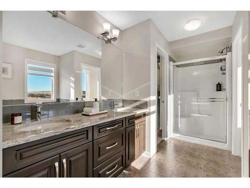 77 Fireside Cove, Cochrane, AB - Indoor Photo Showing Bathroom