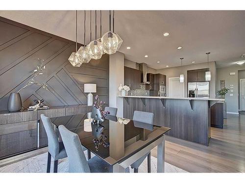 95 Evansridge Crescent Nw, Calgary, AB - Indoor Photo Showing Dining Room