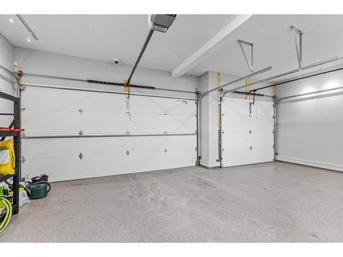 417 Stewart Creek Close, Canmore, AB - Indoor Photo Showing Garage