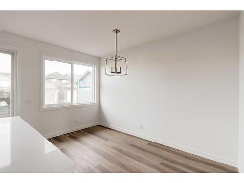 24 Herron Walk Ne, Calgary, AB - Indoor