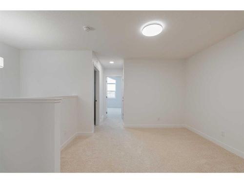 24 Herron Walk Ne, Calgary, AB - Indoor Photo Showing Other Room