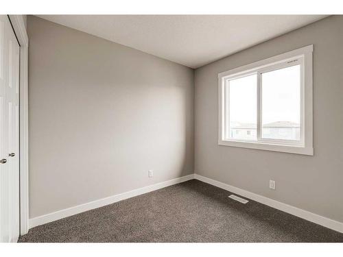 28 Herron Walk Ne, Calgary, AB - Indoor Photo Showing Other Room