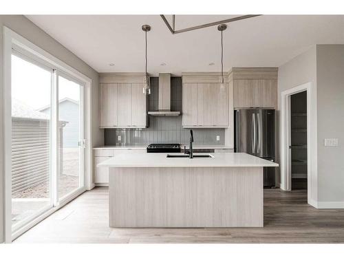 28 Herron Walk Ne, Calgary, AB - Indoor Photo Showing Kitchen