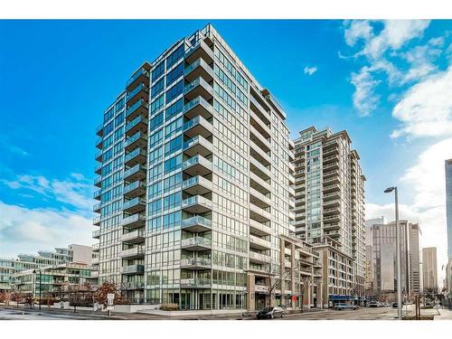 307-128 2 Street Sw, Calgary, AB - Outdoor With Balcony With Facade